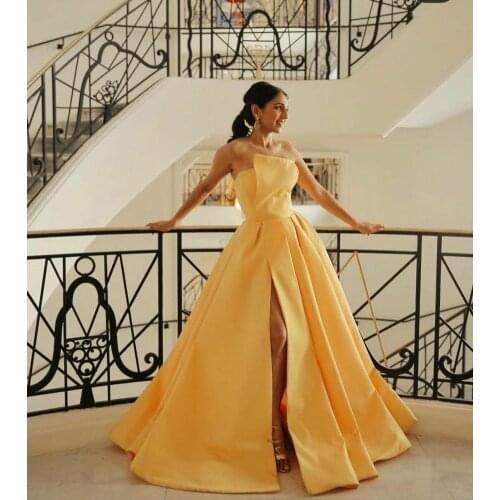 Elegant A-Line Long Scalloped Yellow Prom Dresses with Pockets Floor Length Side Slit Robe De Soiree Formal Party Gown