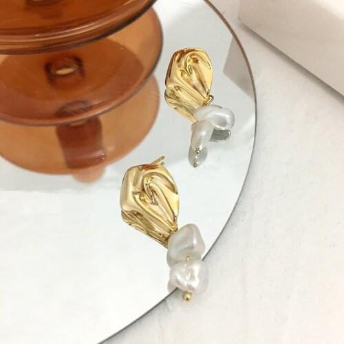 Monlansher Gold Color Irregular Geometric Metal Drop Earrings Natural Pearls Drop Earrings for Women Vintage Earrings Jewelry