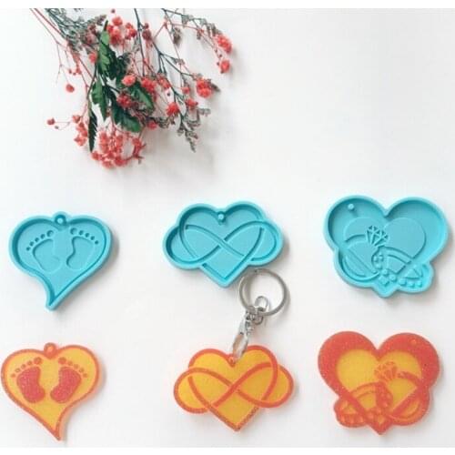 2021 New 3 Pcs DIY Love Heart Keychains Epoxy Resin Mold Necklace Pendant Silicone Mould 2020 trend