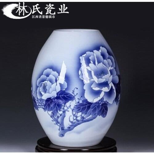 Jingdezhen Ceramics Hand-painted Blue-and-white Landscape Drum Bottle with Flower Arrangement Fukuoka Bottle