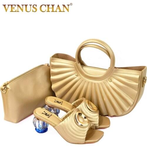 2021 Italian Design Nigerian New Arrival Fashion Special Crystal Style Elegant Gold Color Party Wedding Women Shoes and Bag Set
