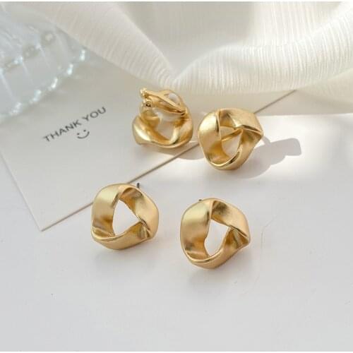 Metal Triangle Earrings No Hole Ear Clips Geometric Hollowing Clip Earring Without Piercing Minimalist Earrings Jewelry CE254