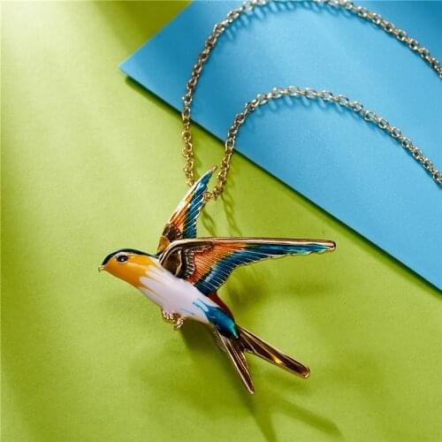 Three Color Glaze Swallow Bird Shape Colorful Enamel Necklace For Women Beautiful Vivid Bird Animal Necklace