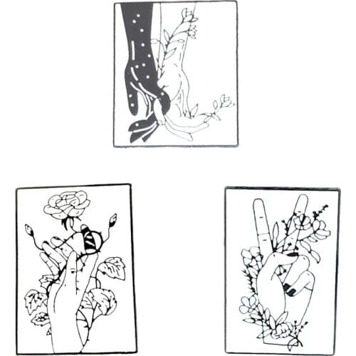 Fashion Couple Holding Hands Blooming lotus Hand Winding Vine Leaf Yeah Scissorhands Winding Rattan Brooches Gift