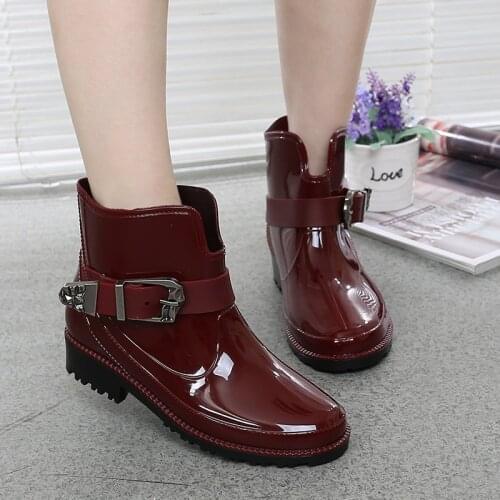 Outdoor Street Ankle Bootie Women Waterproof Rubber Rain Boots Ladies Fashion Antiskid Wading Shoes for Workout Rainy Day