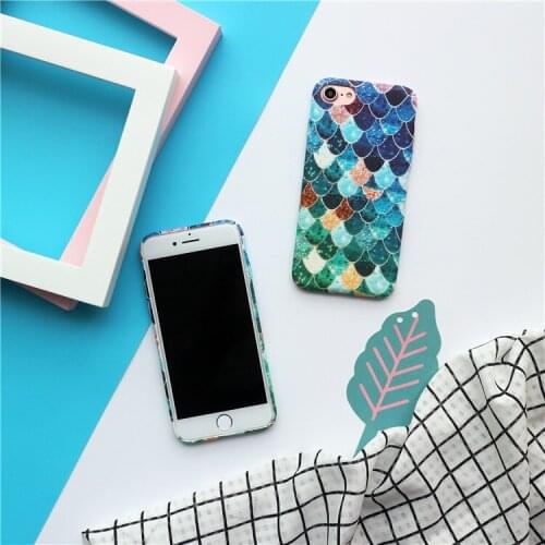 30 pcs Wholesale Mermaid 3D Fish Scales Case For iPhone 7 7 plus case Luminous Phone Back Cover with luxury kraft paper package
