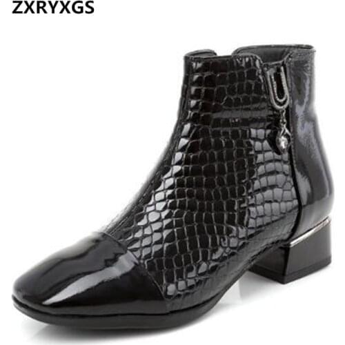 2020 Top Cowhide Autumn and Winter Boots New Shoes Woman Large Size Square Toe Patent Leather Martin Boots Warm Fashion Boots