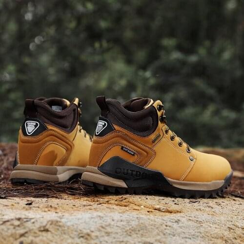 Winter man sale winter high Mens for boots fashion black leisure zapatos shoes sports causal Sneaker hot 2020 leather sneakers