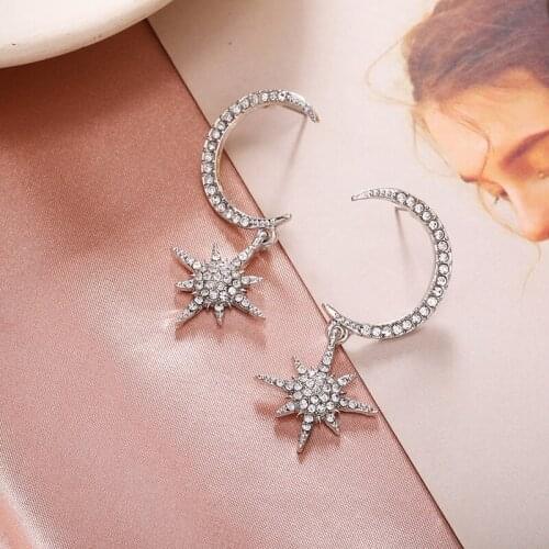 Hot Sale Korean Style Small Cute Rhinestone Stud Earrings Moon And Star Stud Earrings Fashion Accessories