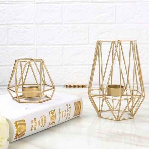 Nordic Gold Luxury Metal Candlestick Modern Design Creative Candlestick Gift Kitchen Living Room Home Decoration