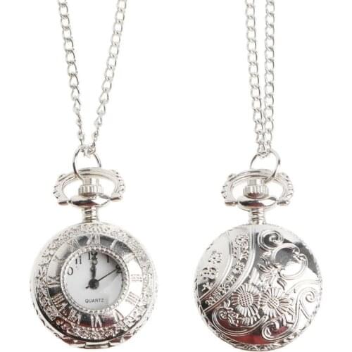 Quartz Pocket Watch Small Silver Rome Number Dial Cover Exquisite Floral Carved Antique Fashion Creative Charm Pendant Men 13MD