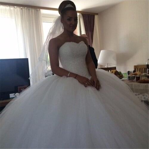 Luxury Princess Sweetheart Beading and Sequins Wedding Dresses Floor Length Tulle Ballgown plus Size Bridal Gowns