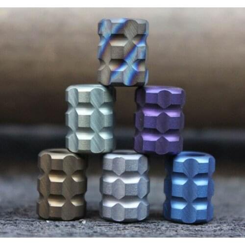 EDC Titanium Alloy knife Beads C Umbrella Pendant Rope Knife Pendant Outdoor Camping Gadget For Mobile Phone Handmade