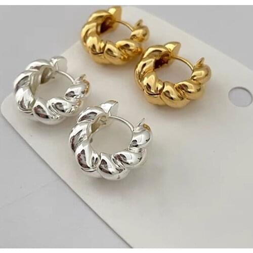 TARCLIY Vintage Geometric Twisted Small Circle Ear Buckles Simple Temperament Classic Mini Huggie Earring Women Ear Jewelry 2021