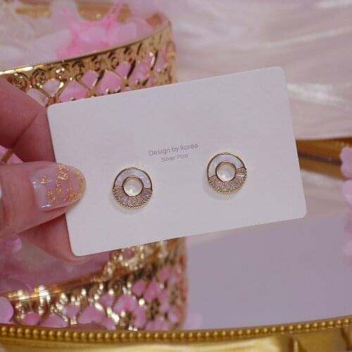 Temperament S925 Silver Needle Simple Micro Inlaid Zircon Shiny White Shell Literary Girl Earrings Ladies Exquisite Accessories