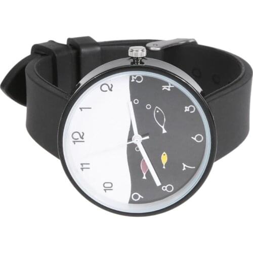 Children Quartz Sports Watch Waterproof Silicone Strap Outdoor Simple Children Wristwatch LXH