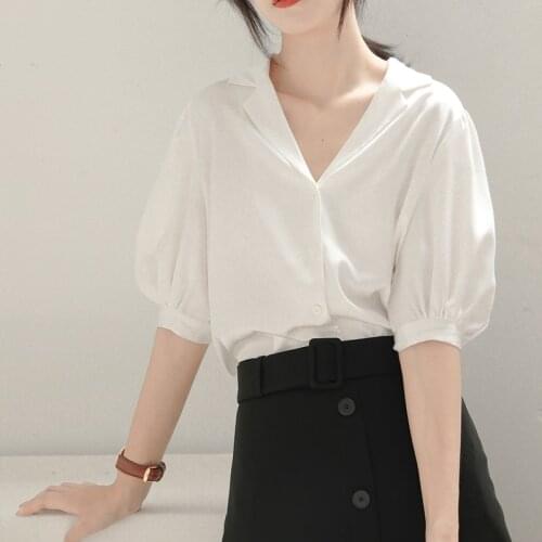 Chiffon Satin White Shirt Womens Design Sense Niche Top Summer 2021 New Elegant V-neck Shirt