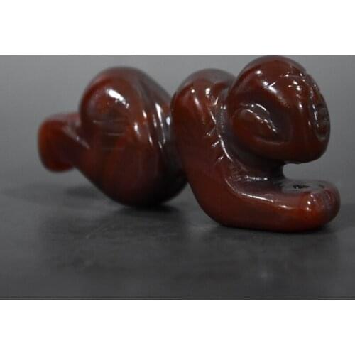 Tibet Hongshan Culture Natural Agate Lying Down Statue Mascot Collection Pendant Jewelry Decoration Home Gift Figurines