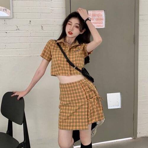 2021 New Retro Plaid Suit Female Summer Short-sleeved Shirt + A-line Plaid Shorts Skirt Two-piece Suit