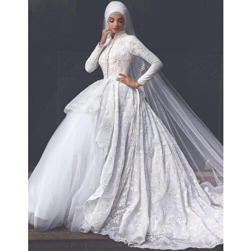 Traditonal Muslim Wedding Dresses High Neck Long Sleeves Lace Appliqued Hijab Bridal Gowns