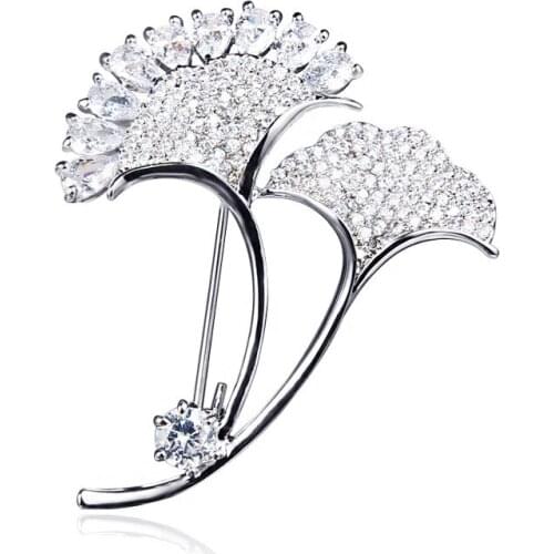 LADYCHIC Trendy Flower Cubic Zirconia Brooches for Women Wedding Party Bouquet Brooch Pin Clothing Jewelry Accessories LH1007