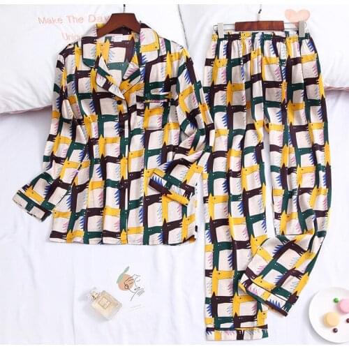 Freshing Summer Women's Pajamas With Trousers