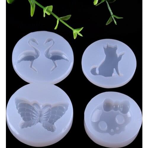 Cute Butterfly Pet Dog Cat Mirror Crystal Drop Glue Mould Handset Shell Decorative Accessory Mould