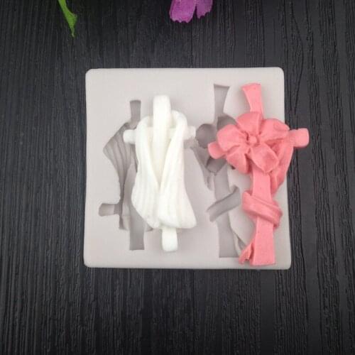 Dry Pez Shaped Fondant Cake Mold Exquisite Cross Shaped Liquid Silicone Mold DIY Chocolate Baking Tool WMJ-923