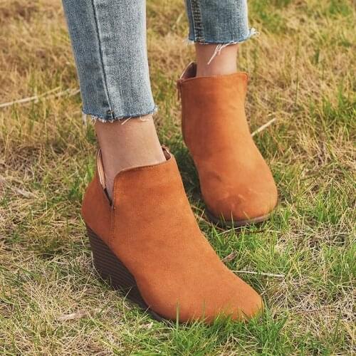 Winter Ankle Boots Wedge Platform Shoes Fleeces Chelsea Boots Pointed Toe Print Ladies Shoes Winter Boots Women Botas Militares