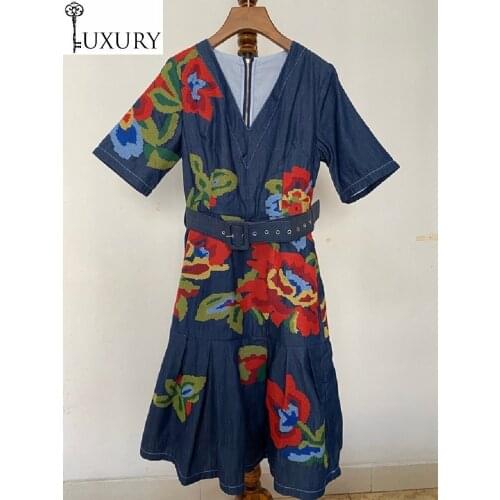 Spring Fashion Denim 2020 High Quality Women V-Neck Floral Embroidery Short Sleeve Knee-Length Blue Jeans Dress Girls