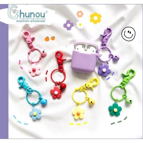 INS Hot 18Colors Cute Flowers Keychain For Women Girls Bag Car Key Airpodspro Accessories Pendant Key Chain Keyring llaveros
