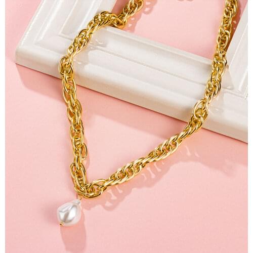 Fashion Vintage Pearl Necklaces For Women Gold Metal Geometric Hanging Statement Necklaces 2021 Trend Female New Party Jewelry