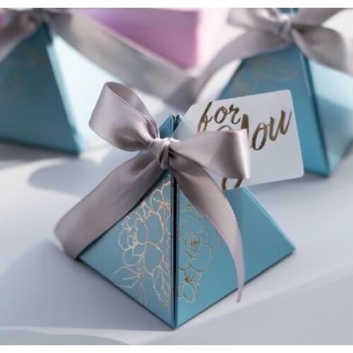 Gifts Boxes Triangular Pyramid Candy Box Wedding Favors and candy Bags for Guests Wedding Decoration Baby Shower Party Supplies