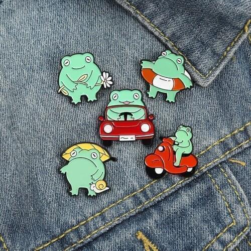Enamel Pins Cartoon Cute Funny Frog Brooch Collar Pin Broches Backpack Clothes Metal Jewelry Friends Gift