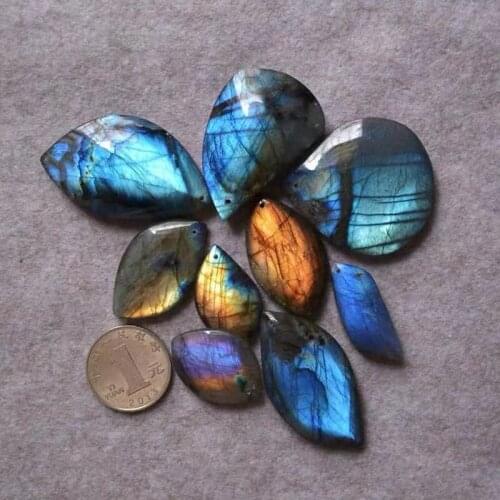 Wholesale Natural Labradorite Stone Crystal Leaf Beautiful blue high quality Pendant For Free Shipping