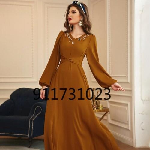 Muslim Arab Elegant Fashion Womens Dress Turmeric V-neck Hand-sewn Diamond Robe Eid Mubarak Turkish Indonesian Evening Dress