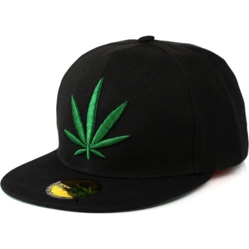 Fashion Snapback Caps weed Hats Hip Hop Baseball Cap Strapback Men Women Bone Aba Reta Gorras Homme Casquette Maple leaf