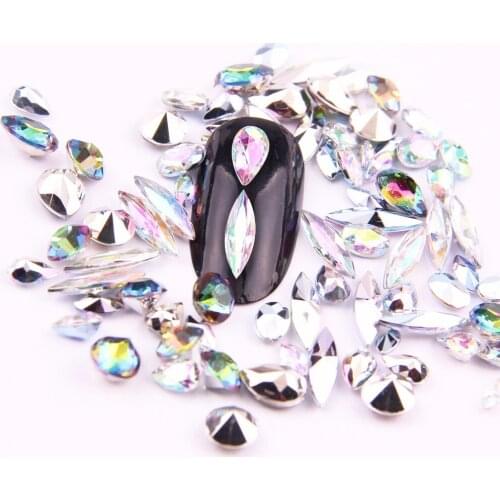 About 100pcs Acrylic White AB And Red Multicolored Nail Art Pointback Rhinestone 4 Shapes For Nail Art Decorations