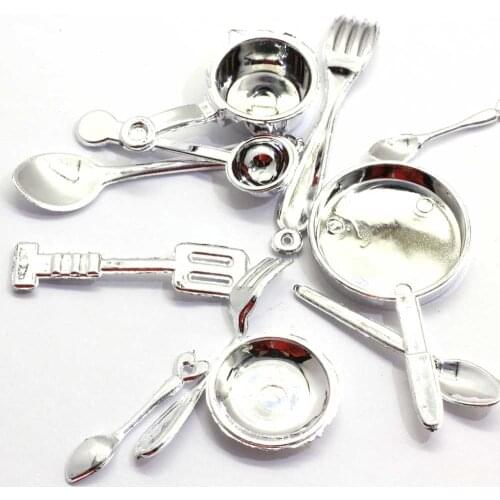 55/99pcs Wholesale Miniature Dollhouse Tableware Kitchen Set Plastic Silver Plated Kitchen Set Toys Cookware Kitchen Accessory