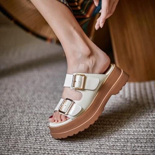 2021 New Metal Buckles Female Slippers Punk Summer Platform Shoes Woman Fashion Genuine Leather Basic Casual Women Sandals