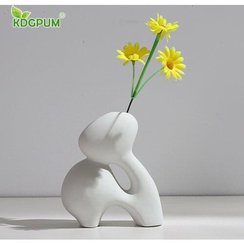 Modern Handmade Ceramic Vase Nordic Style Ins Hydroponic Flower Arrangement Dried Flower Floral Home Decoration Ornaments