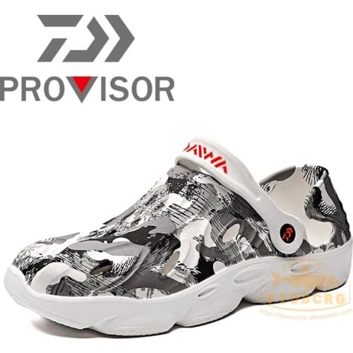 2021 New DAWA Fishing Shoes Beach Sandals Wading Shoes Light Weight Breathable Daiwa Men Summer Fishing Sandals Outdoor slippers