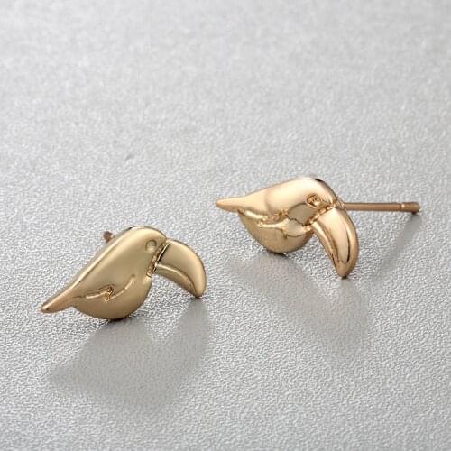 Kinitial Trendy Toucan Macaw Parrot Bird Earrings Boho Bird Stud Earrings for Women Classic Animal Earrings Jewelry Party Gift