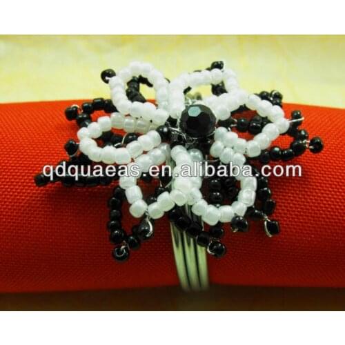 Wedding napkin ring and party decoration napkin holder