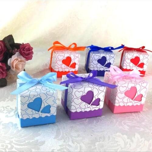 30pcs Love Heart Laser Cut Hollow Gift Candy Boxes Wedding Party Favor Gifts Candy Bags With Ribbon Casamento Party Supplies