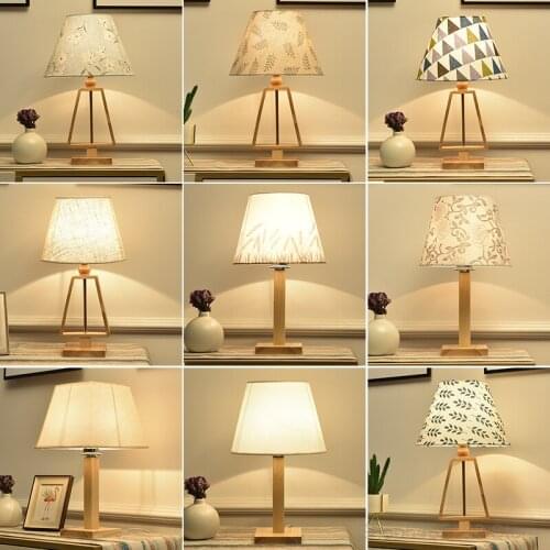 Nordic Modern Minimalist Solid Wood Table Lamp Warm Creative Bedroom Bedside Study Living Room Entrance Art Decoration Lighting