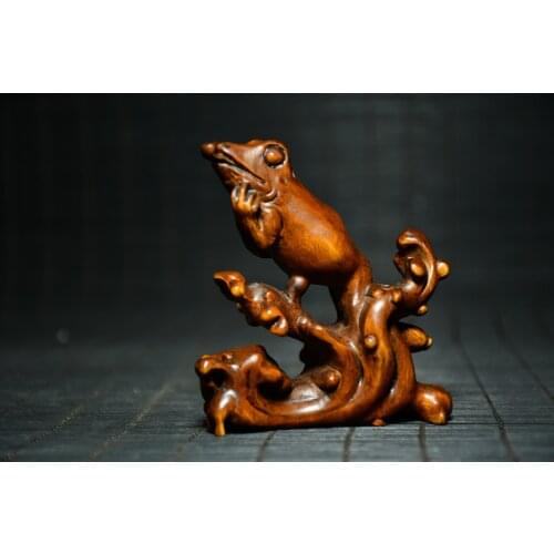 3"China Lucky Old Boxwood Hand-carved Frog statue Frog jumping Jin Chan rich and honorable Office Ornaments Town House Exorcism