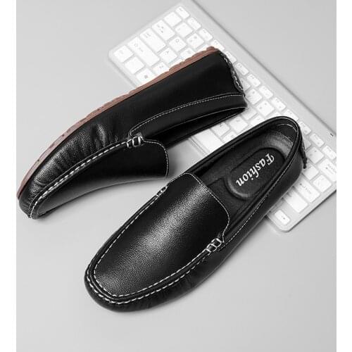 Men Shoes Fashion Loafers Men Genuine Leather Retro Drive Comfy Classic Casual Boat Shoes Leisure Walking Flats Black Moccasins