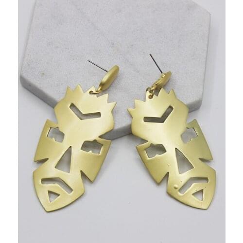 Wafer sun flower Studs Beauty earring pendant Creative Abstract Face Simple Geometric Jewelry for Women Couple Gift SimpleLuxury