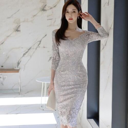 New Arrival Fashion Spring Midi Bodycon Dress Ladies Elegant Retro Sexy Perspective Mesh Backless Lace Party Club Skinny Dress